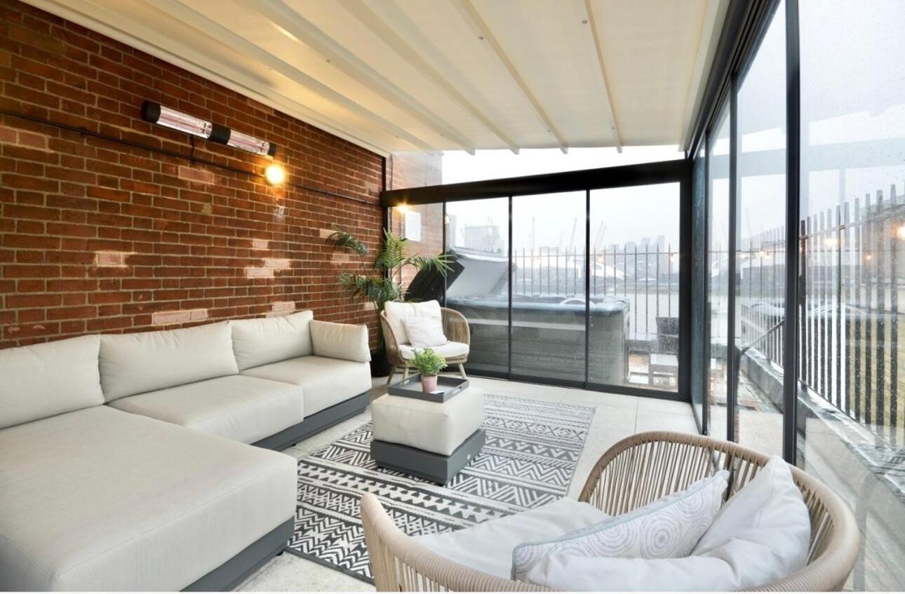 3 X Bedroom Riverside Flat With Hot Tub On Roof Terrace Лондон Екстер'єр фото